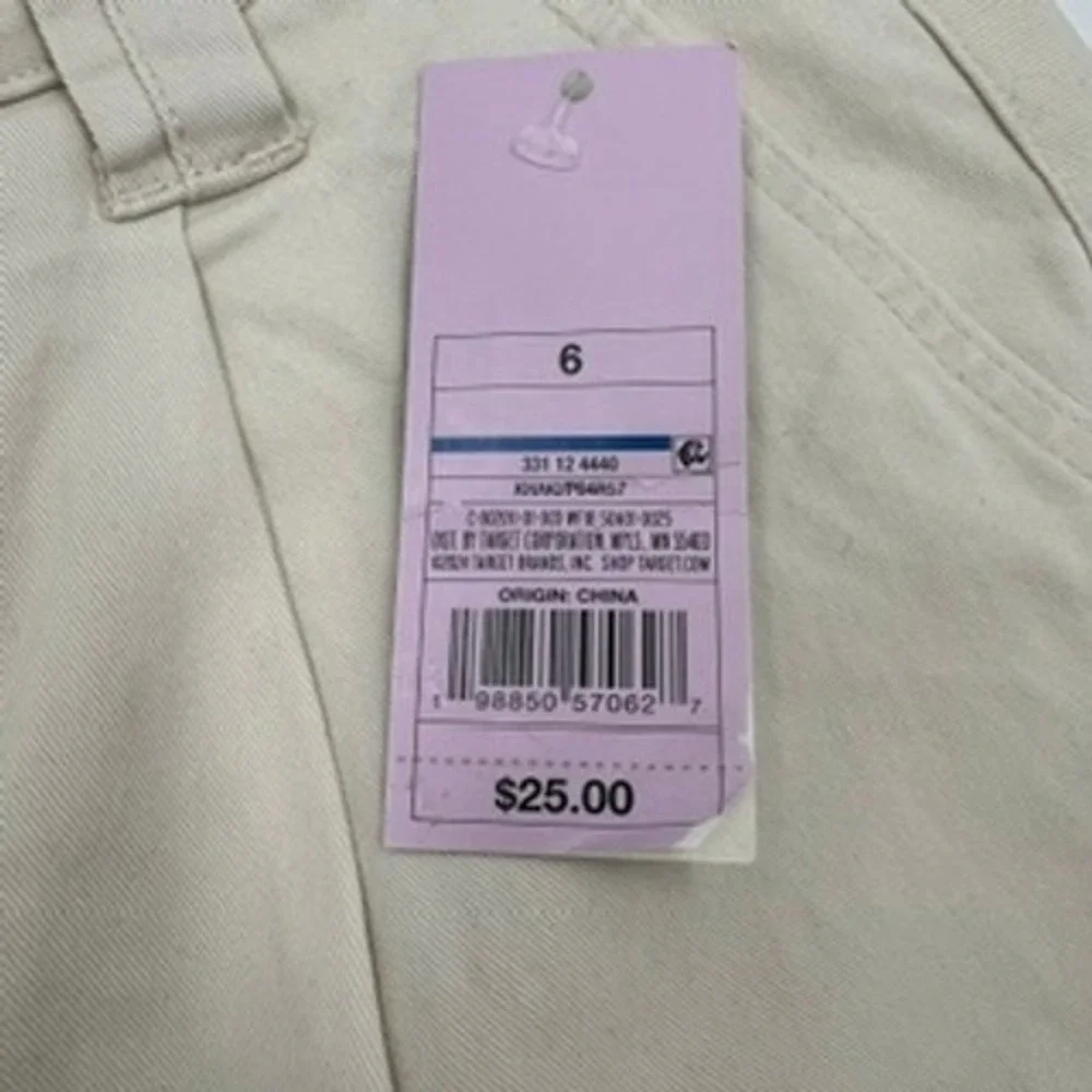 Wild Fable Cream Carpenter jorts High Rise Wide Leg Bear Charm‎ Size 6 NEW